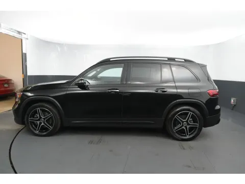 Photos of 2022 Mercedes-Benz GLB 250 4MATIC Sport Utility 4D for sale in Hillside, NJ at Crazy Cars Hillside