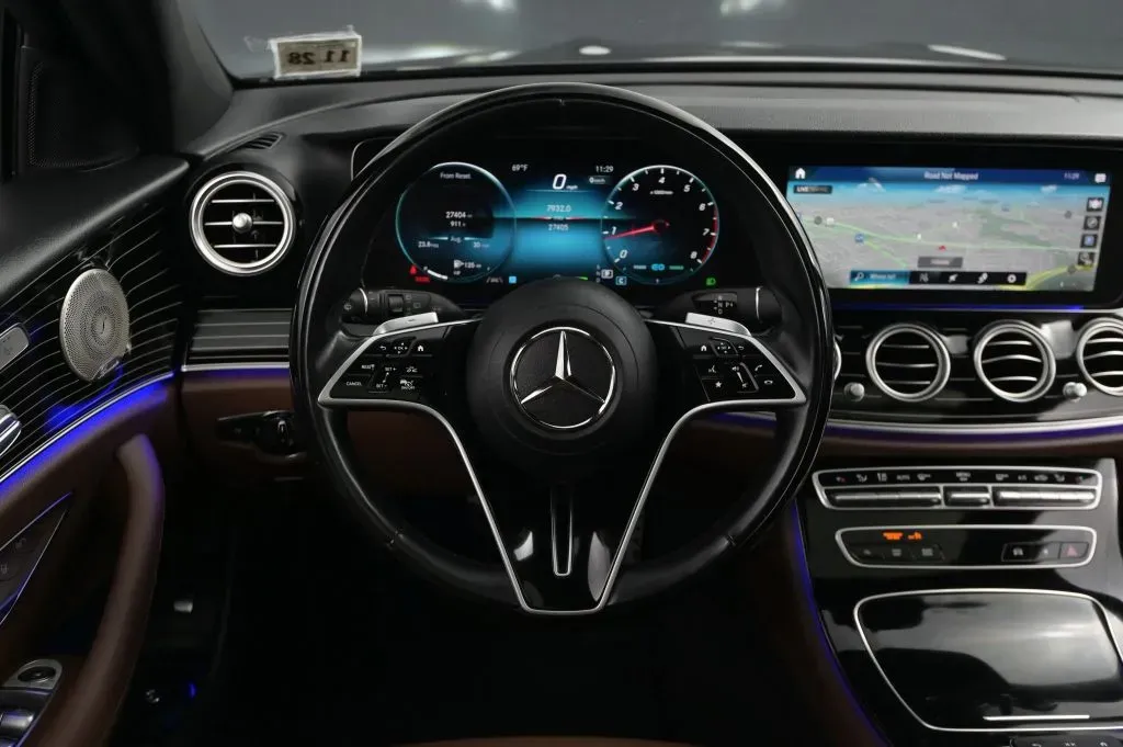 Mercedes-Benz E-Class photo 38