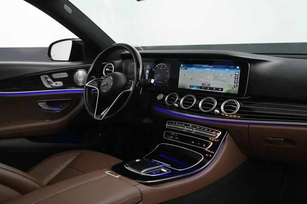 Mercedes-Benz E-Class photo 51