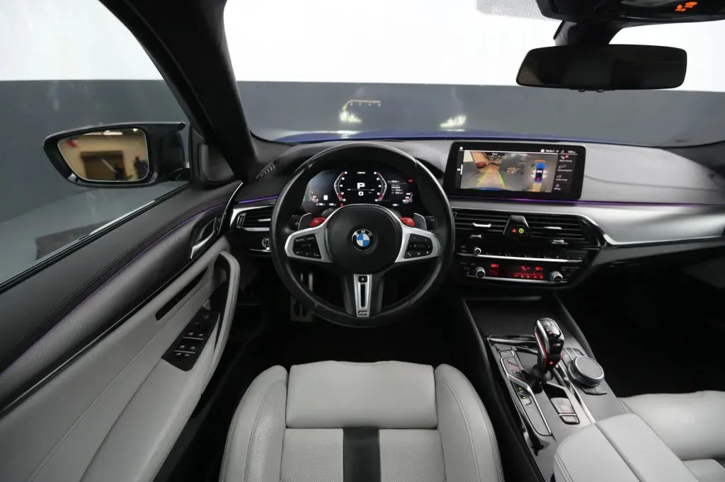 BMW M5 photo 44