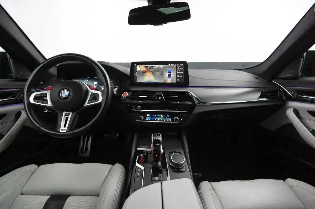 BMW M5 photo 38