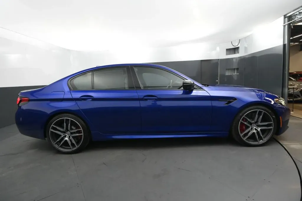 BMW M5 photo 6