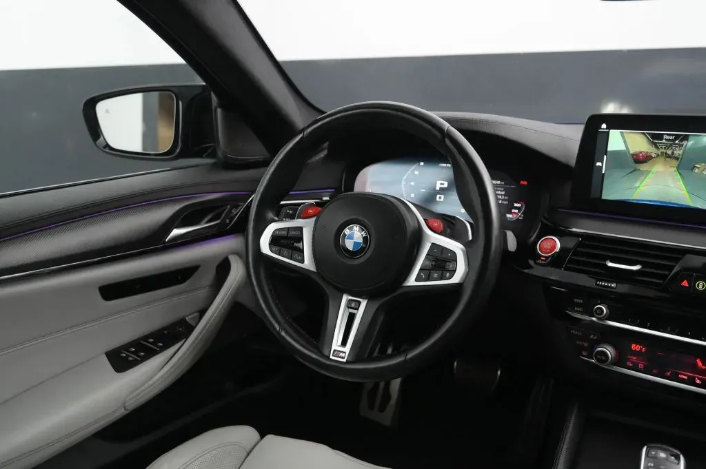 BMW M5 photo 42