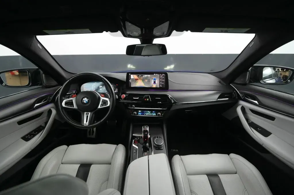 BMW M5 photo 37