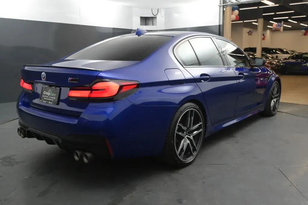 BMW M5 photo 5