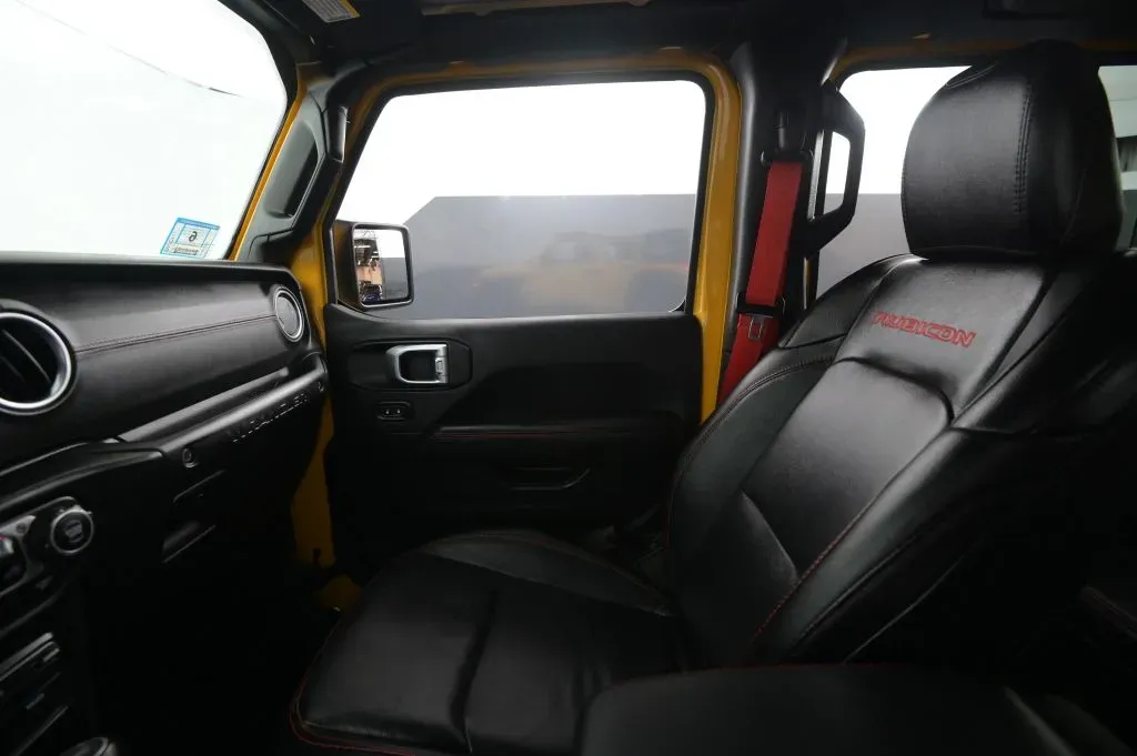 Jeep Wrangler photo 31