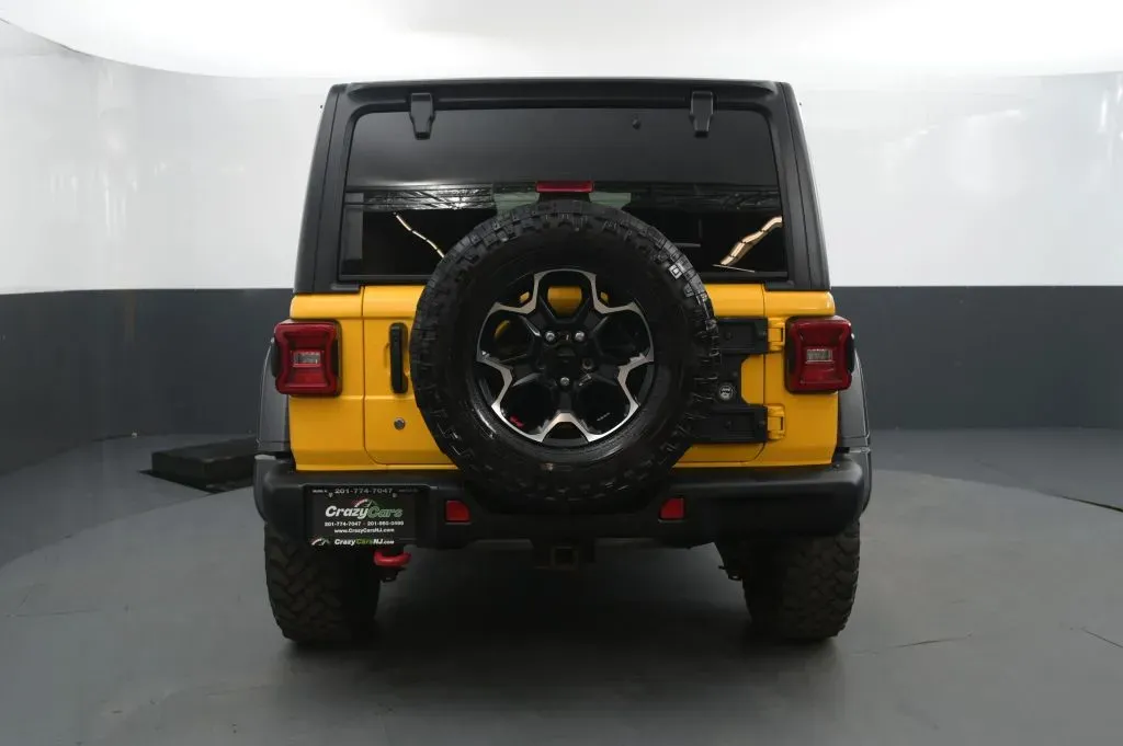 Jeep Wrangler photo 4