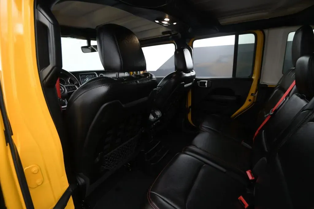 Jeep Wrangler photo 47