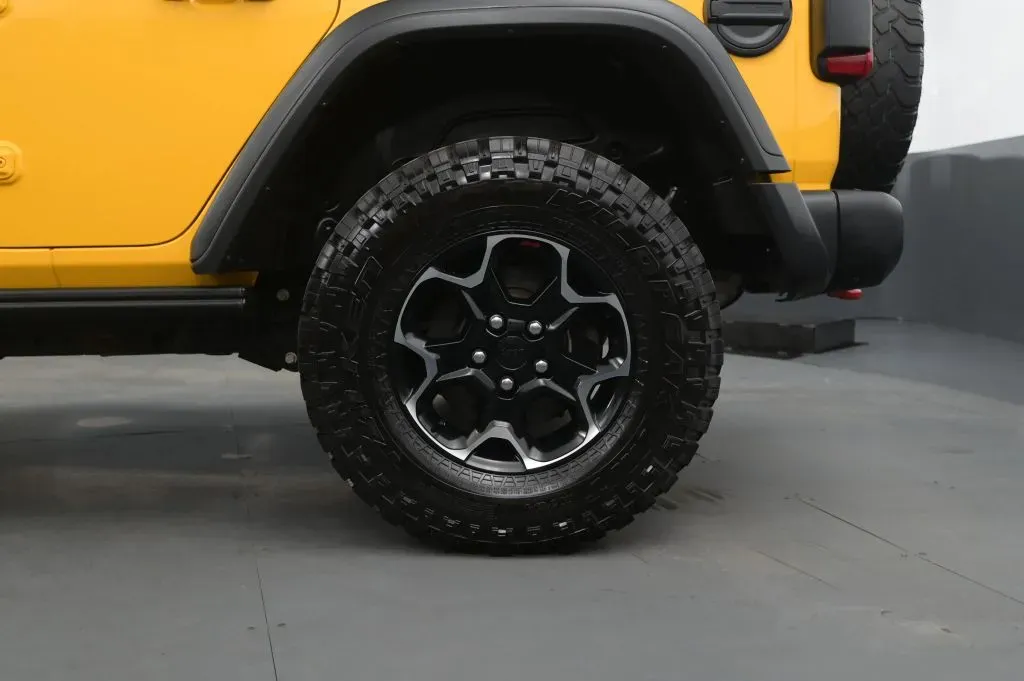 Jeep Wrangler photo 15