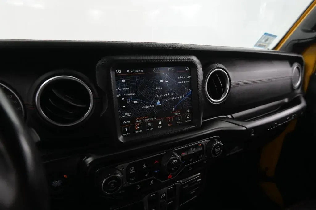 Jeep Wrangler photo 26