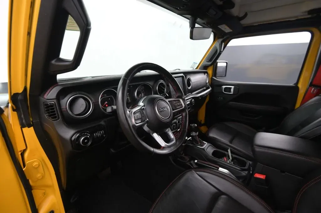Jeep Wrangler photo 41
