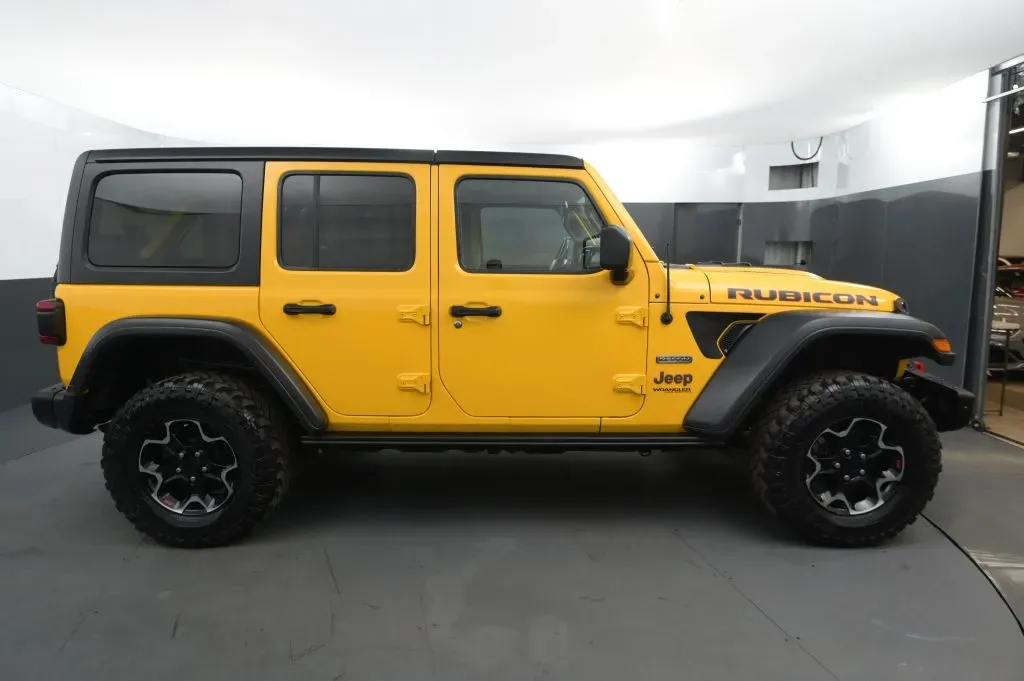 Jeep Wrangler photo 6