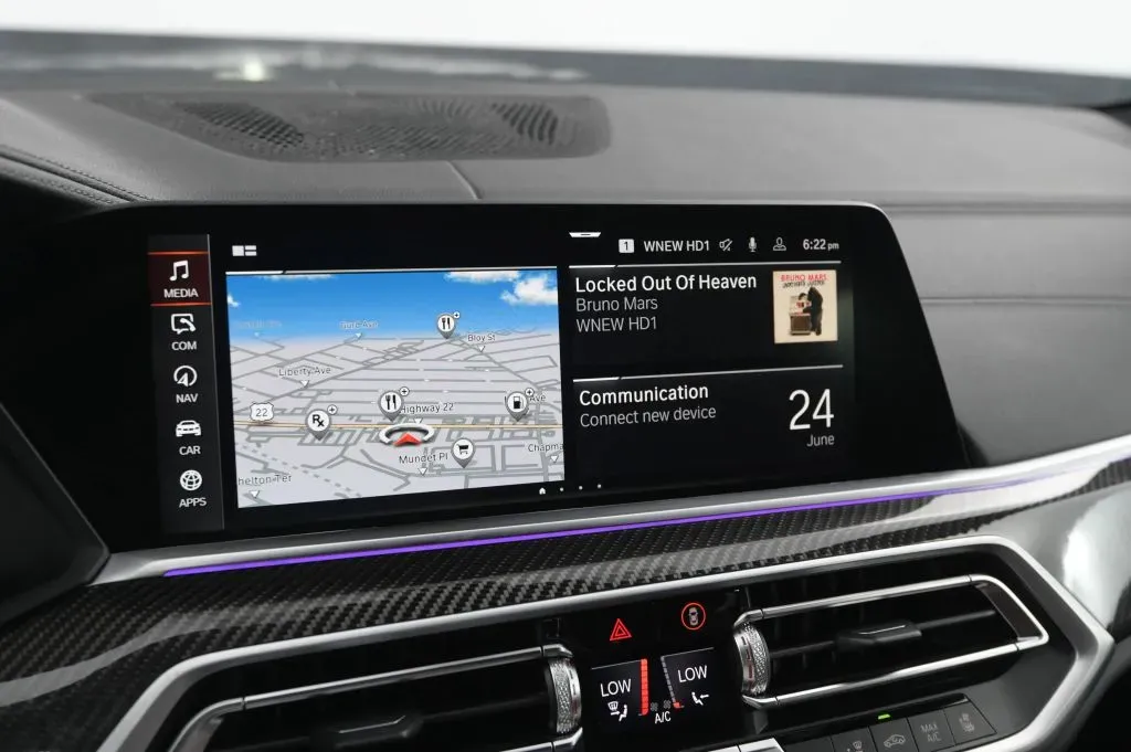 BMW X6 photo 14