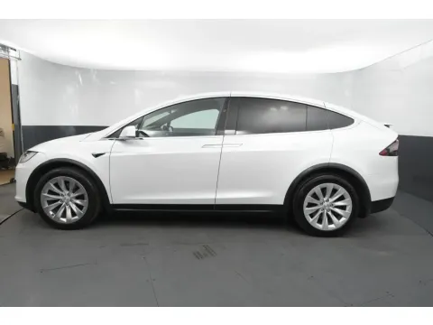 Photos of 2020 Tesla Model X Long Range Sport Utility 4D for sale in Hillside, NJ at Crazy Cars Hillside
