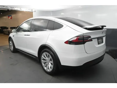 Another view of 2020 Tesla Model X Long Range Sport Utility 4D for sale in Hillside, NJ at Crazy Cars Hillside