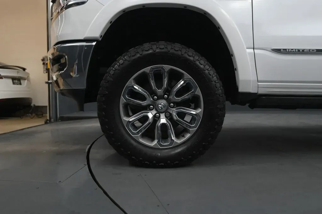 Ram 1500 photo 11