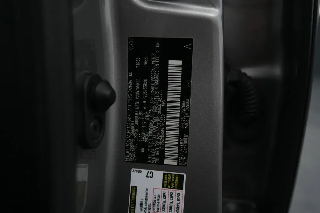 Lexus RX photo 19