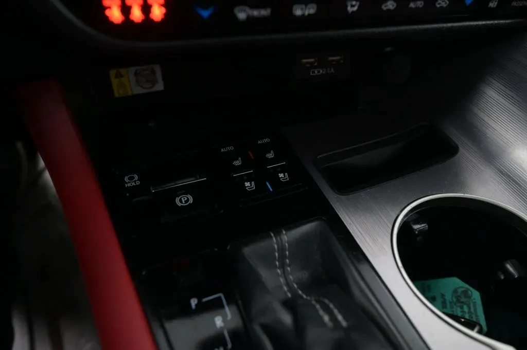 Lexus RX photo 26