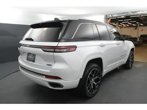 More photos of 2022 Jeep Grand Cherokee 4xe Summit Reserve Sport Utility 4D at Crazy Cars Hillside, NJ