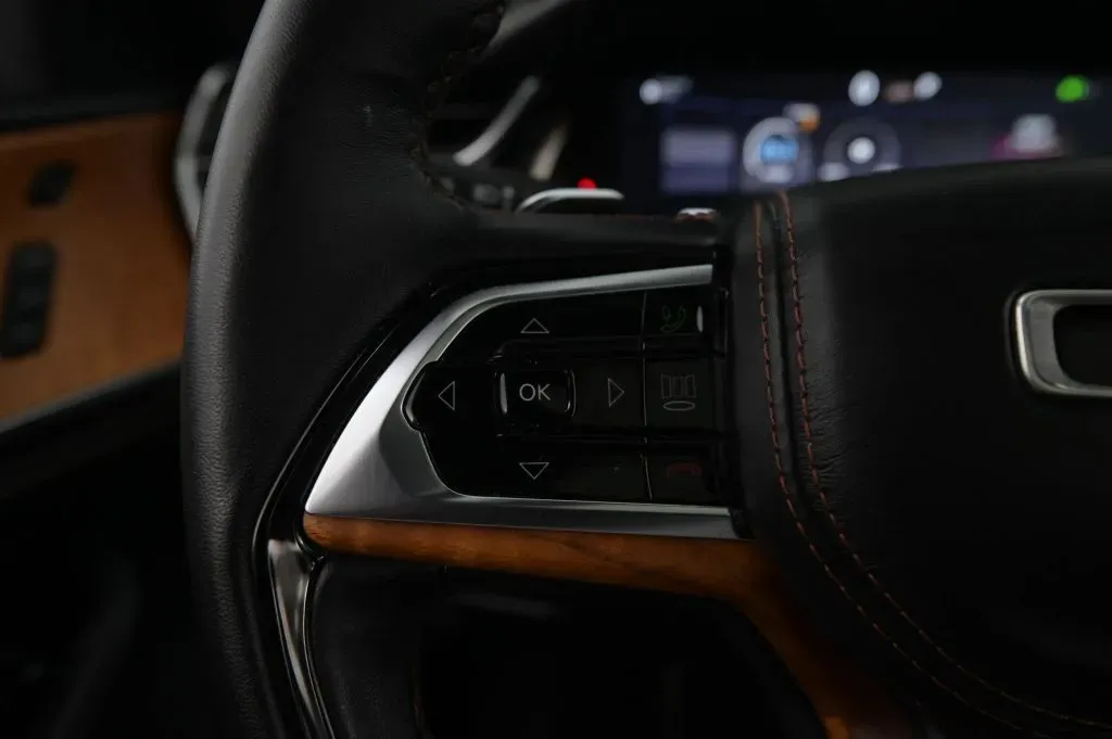 Jeep Grand Cherokee photo 26
