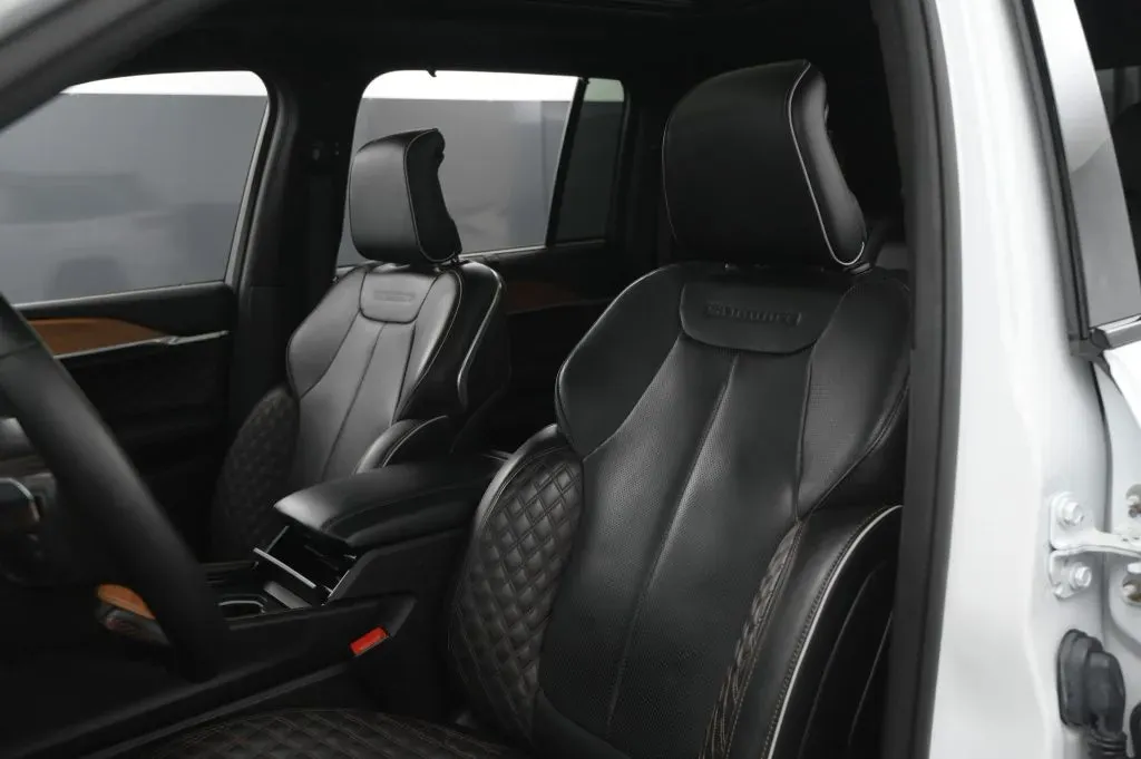 Jeep Grand Cherokee photo 49