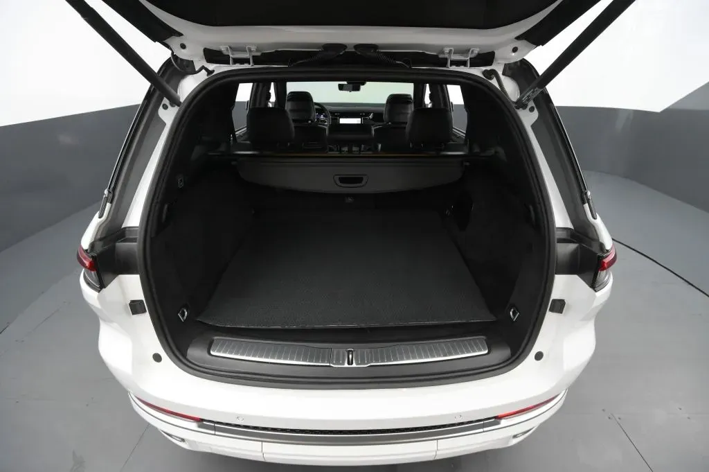 Jeep Grand Cherokee photo 55