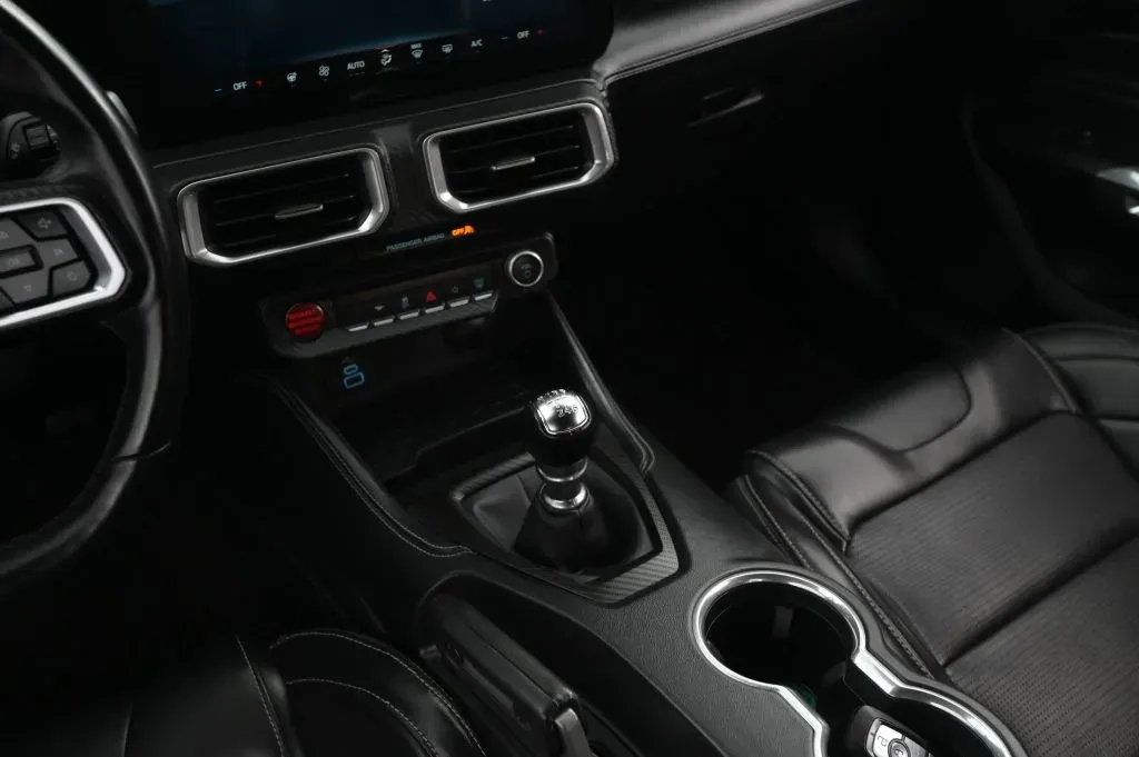 Ford Mustang photo 37