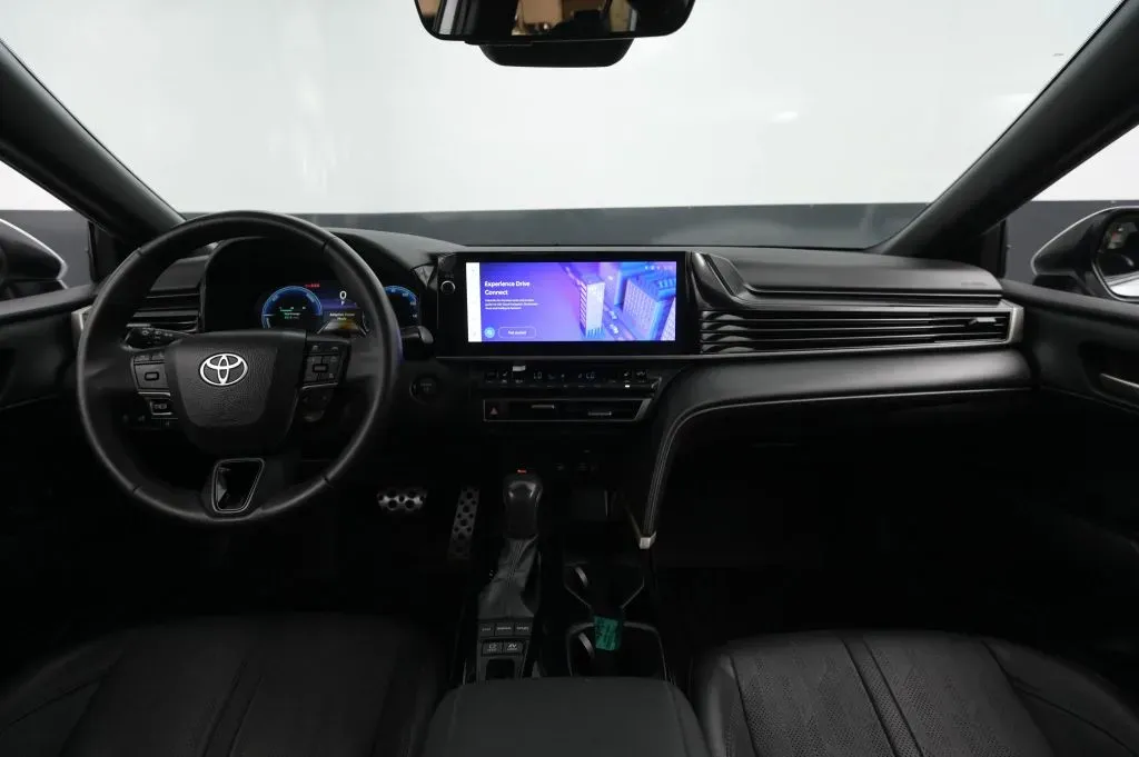 Toyota Camry photo 30