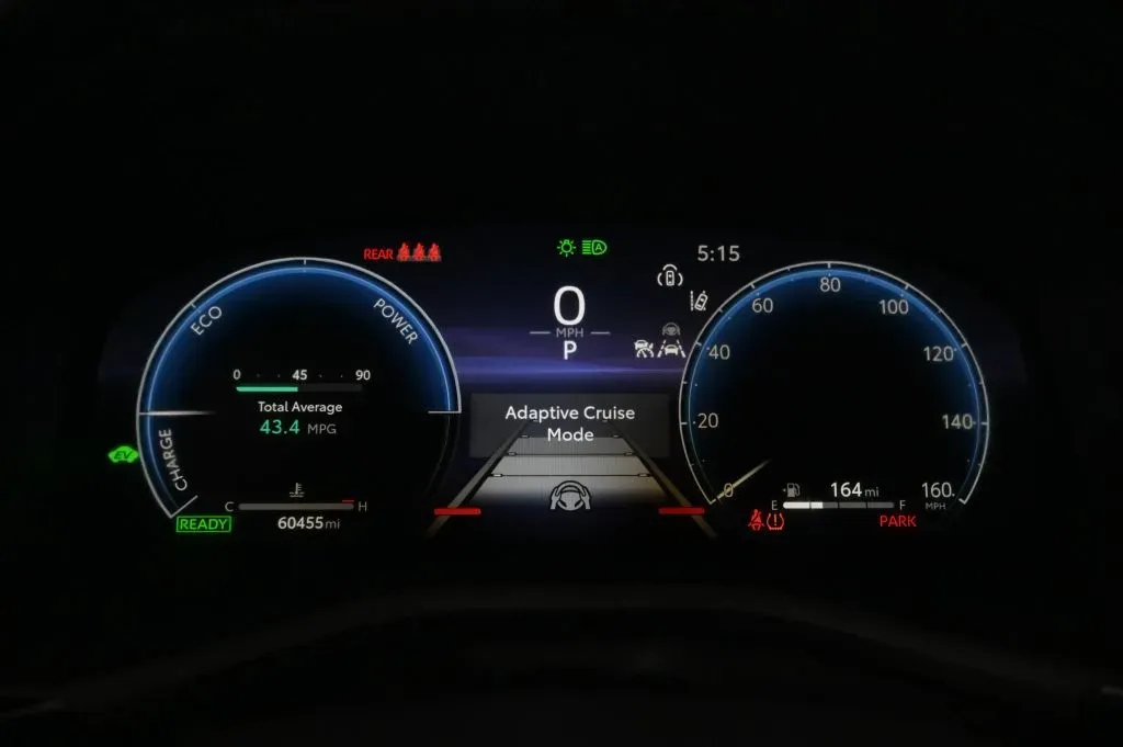 Toyota Camry photo 21