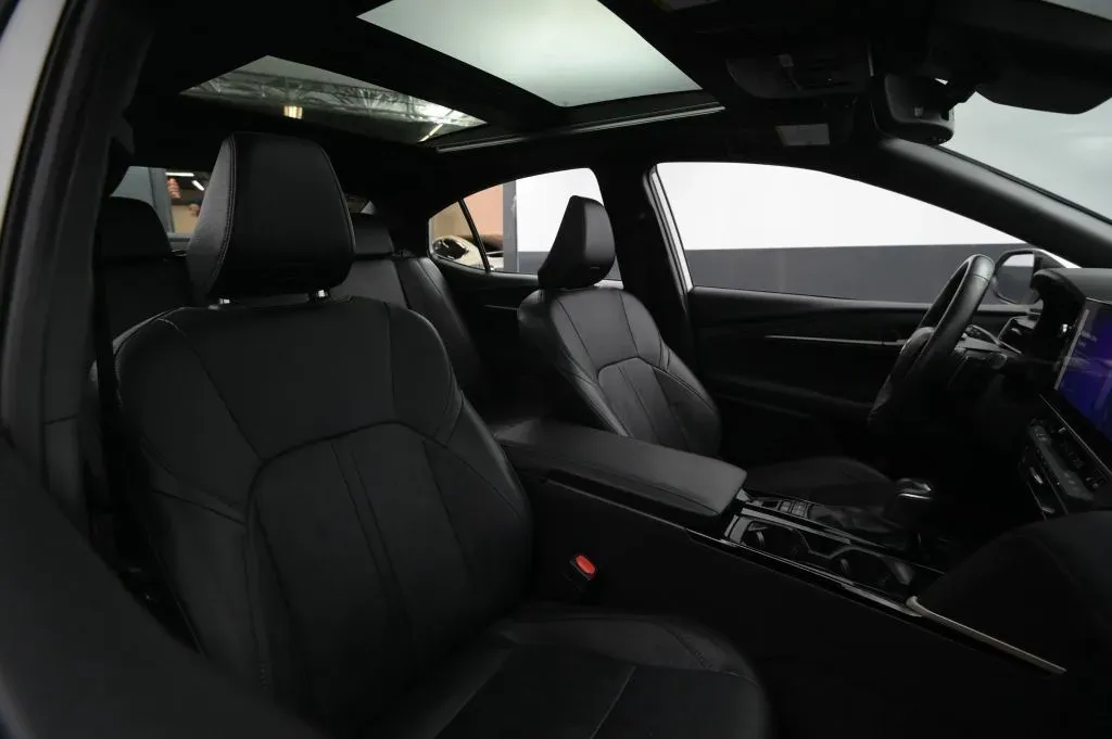 Toyota Camry photo 48