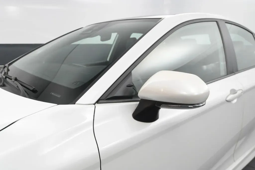 Toyota Camry photo 11