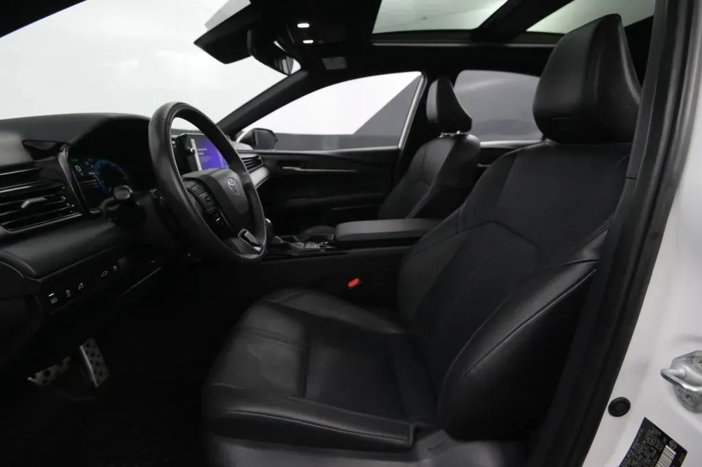 Toyota Camry photo 36