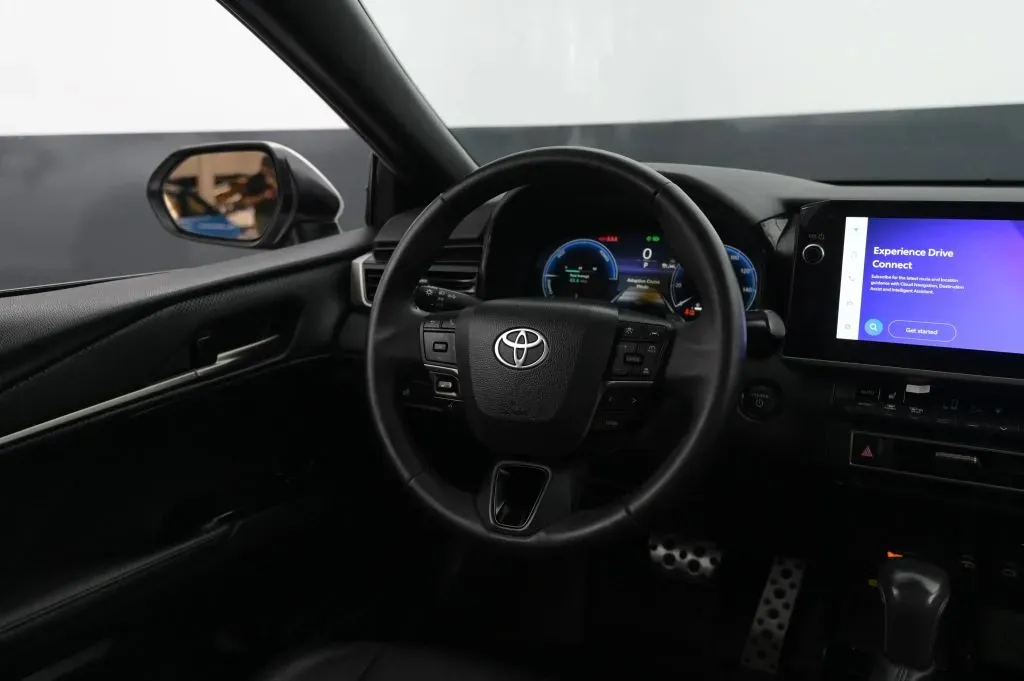 Toyota Camry photo 32