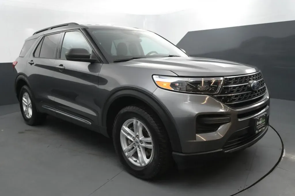 Ford Explorer photo 7
