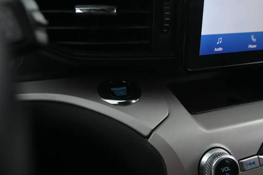 Ford Explorer photo 26