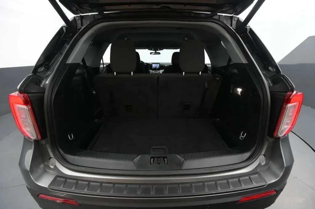 Ford Explorer photo 48