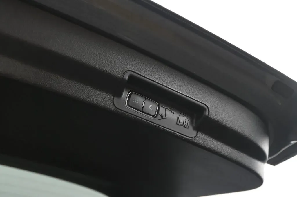 Ford Explorer photo 49