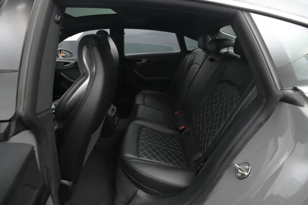 Audi S5 photo 48