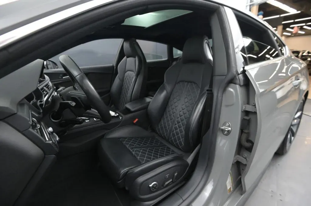 Audi S5 photo 42