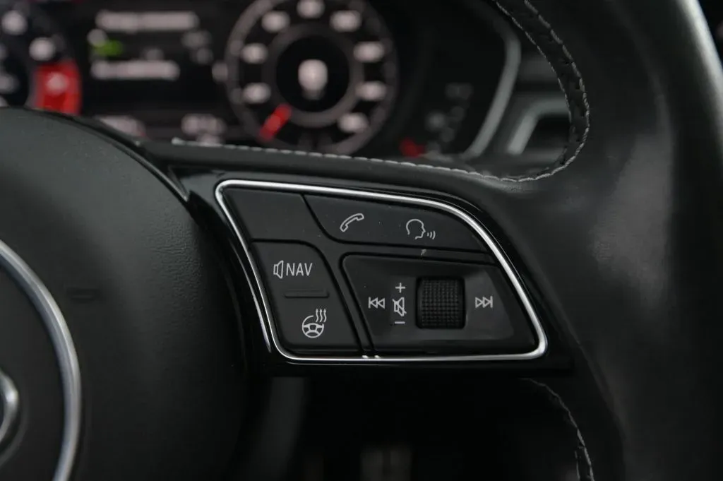 Audi S5 photo 26