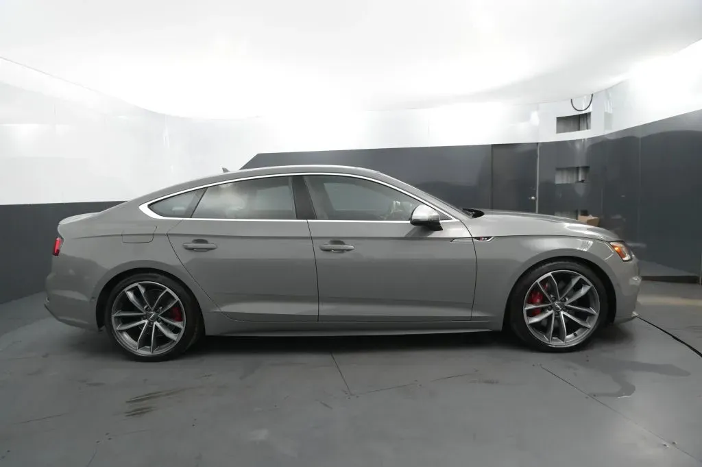 Audi S5 photo 6