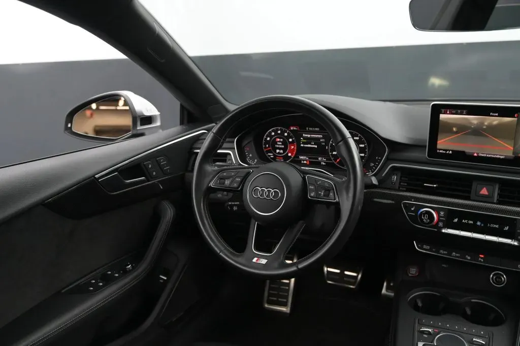 Audi S5 photo 36