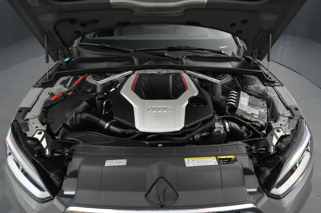 Audi S5 photo 21