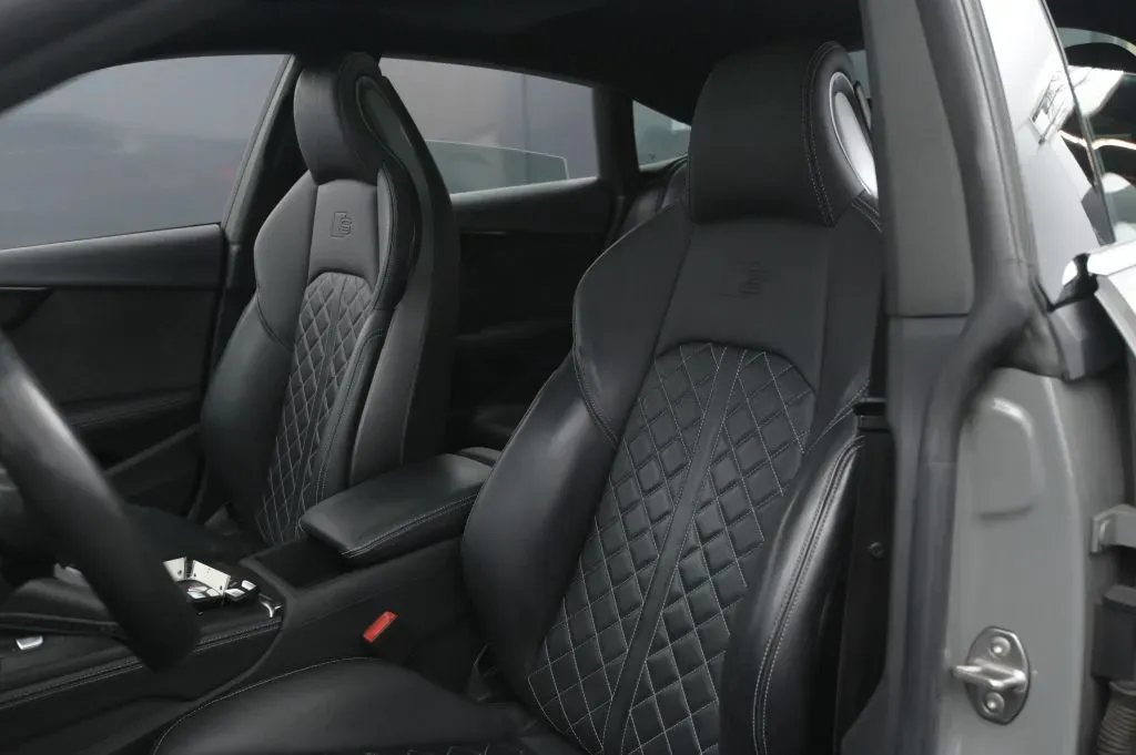 Audi S5 photo 43