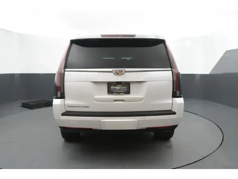 More photos of 2019 Cadillac Escalade Premium Luxury Sport Utility 4D at Crazy Cars Hillside, NJ