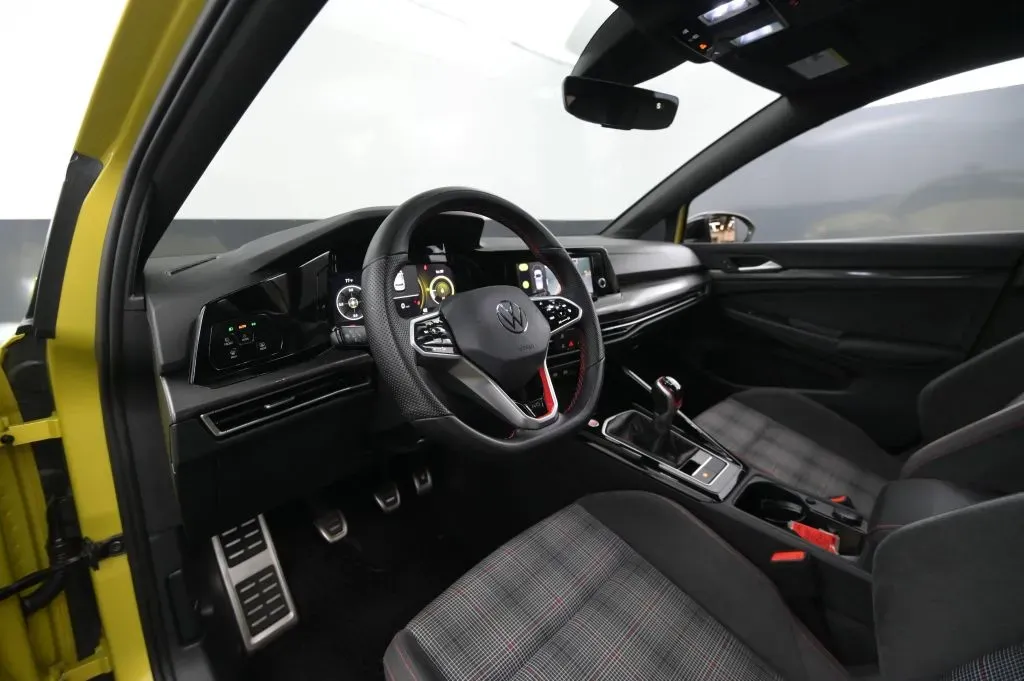 Volkswagen Golf GTI photo 43