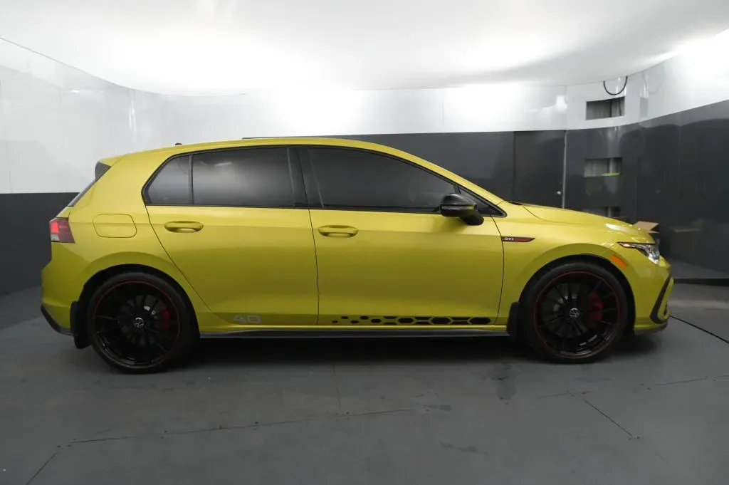 Volkswagen Golf GTI photo 6