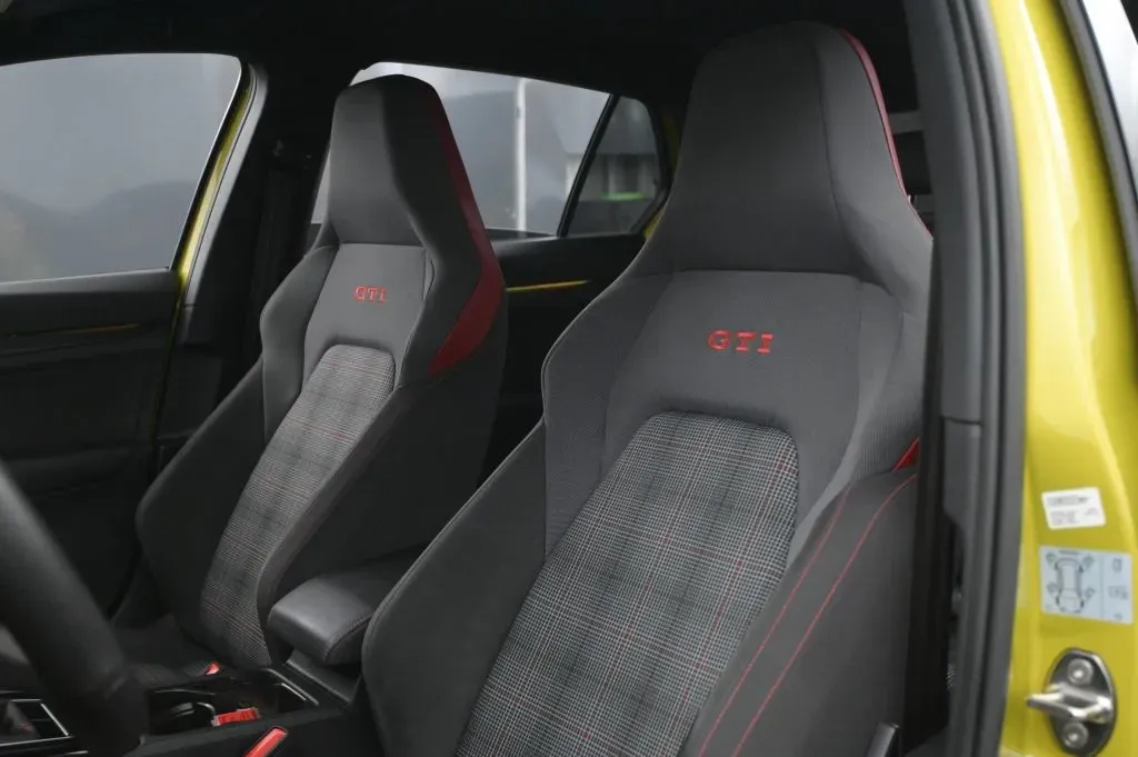 Volkswagen Golf GTI photo 45