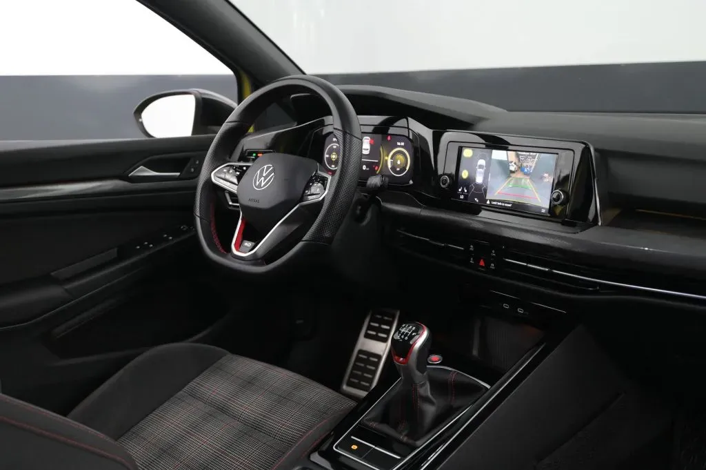 Volkswagen Golf GTI photo 51