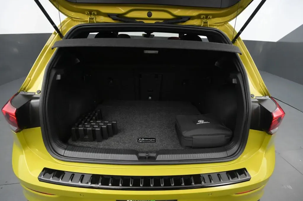 Volkswagen Golf GTI photo 54